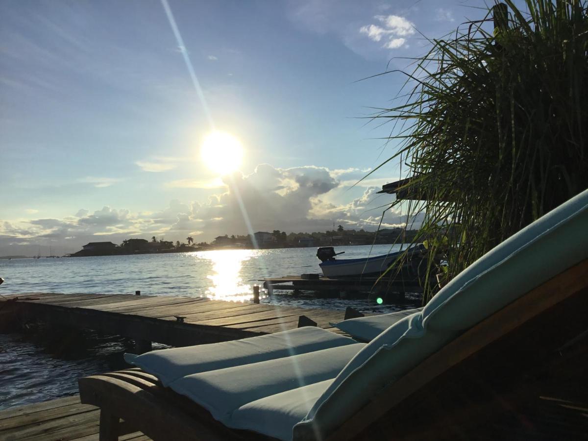 Riva B&B Bocas del Toro Esterno foto