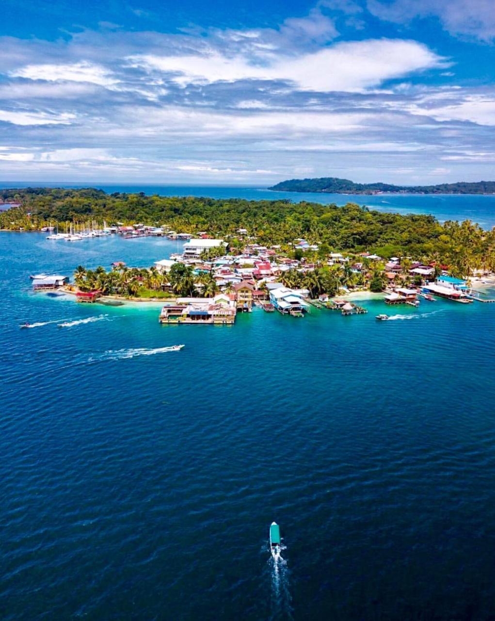 Riva B&B Bocas del Toro Esterno foto